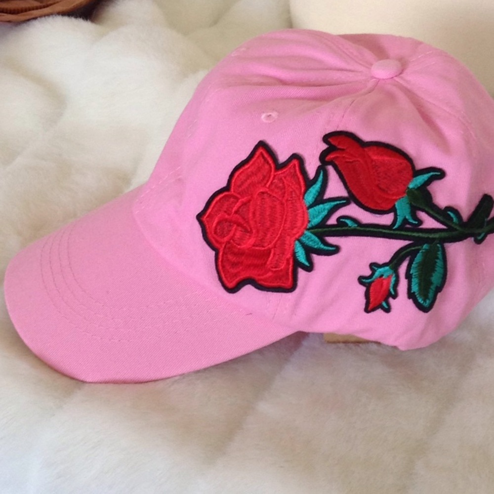 Pink hat with red rose new!! - Picture 1 of 3